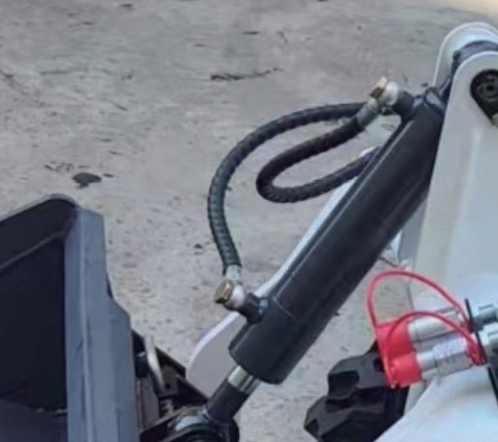 r480skid steer loader details (5)